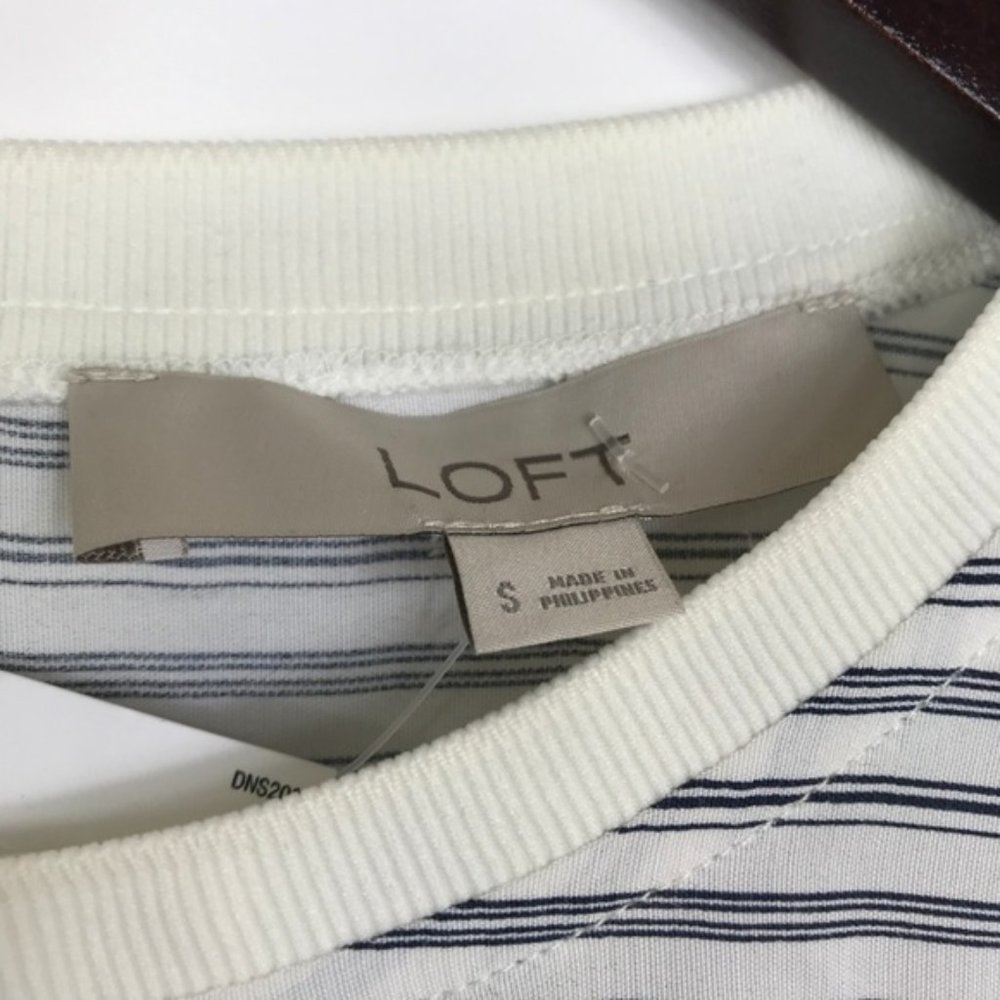 LOFT Women Small Blouse Striped Blue Back Key Hole - Picture 3 of 8